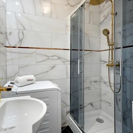 Apartment Old Town Dobra By Renters